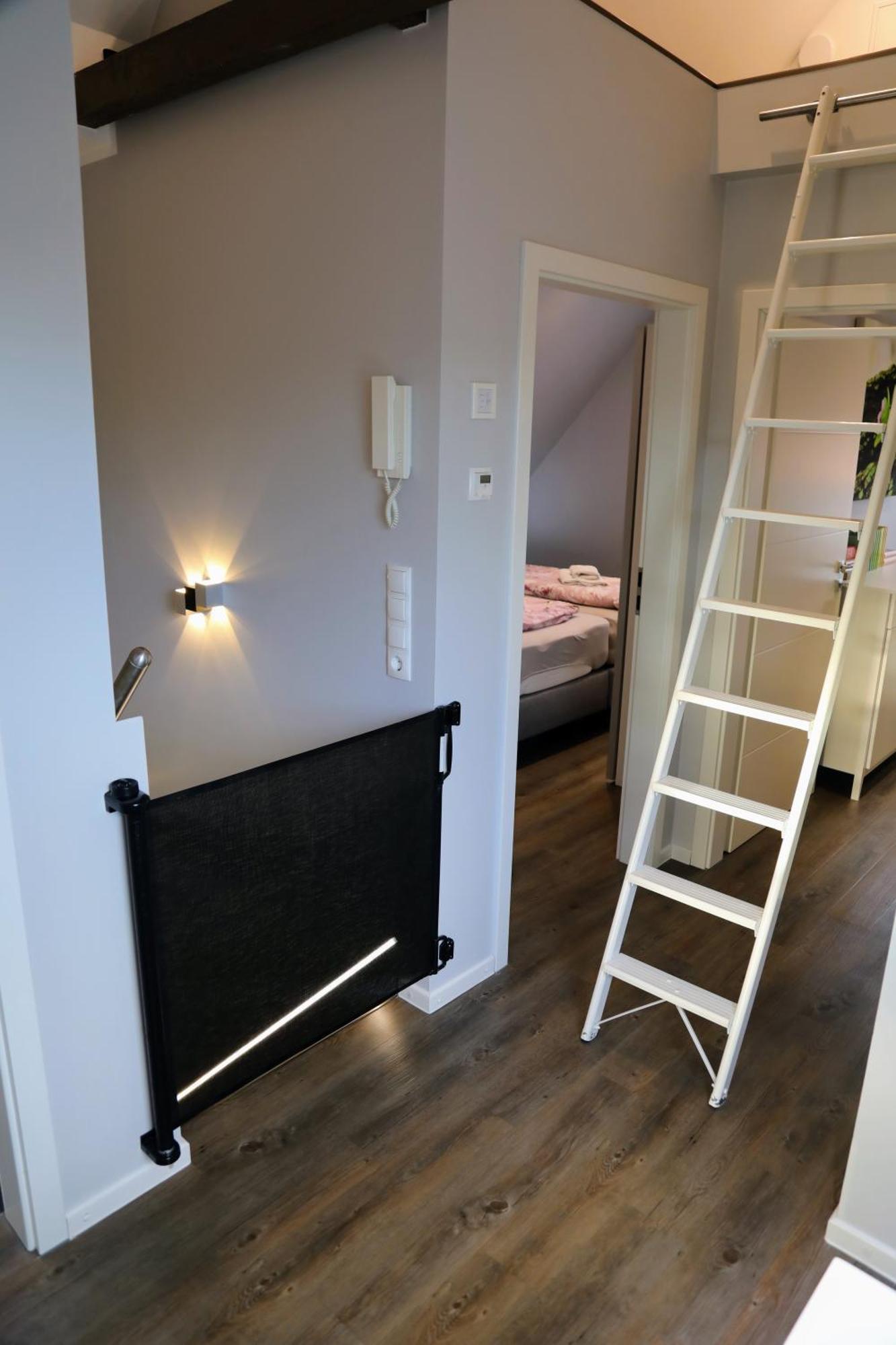 Eine Sehr Gemuetliche Dachgeschoss Ferienwohnung Ihlow  Exterior foto